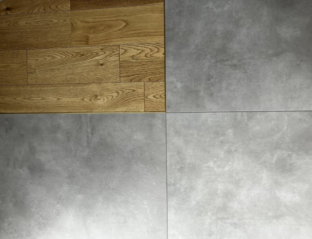 お盆休み終わりまして、盛沢山なお打合せ始まります。