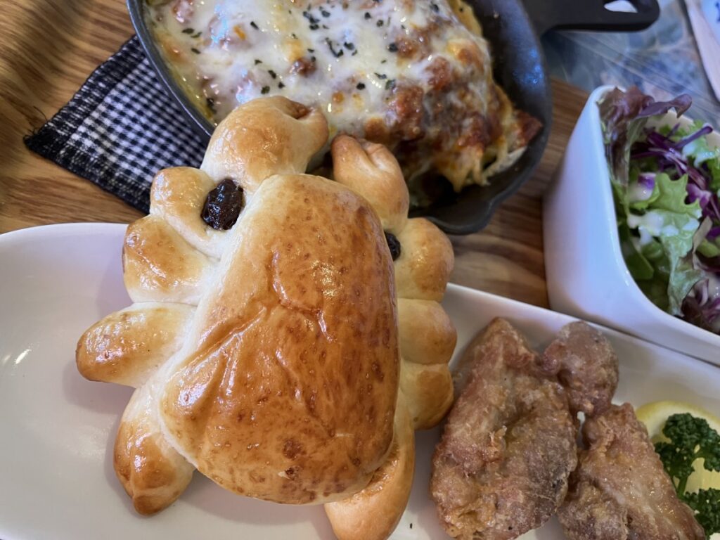 カニパンが美味しいお店の近くでオープンハウスあります