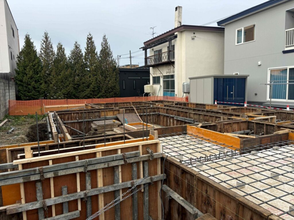 スラット　25ミリ　です